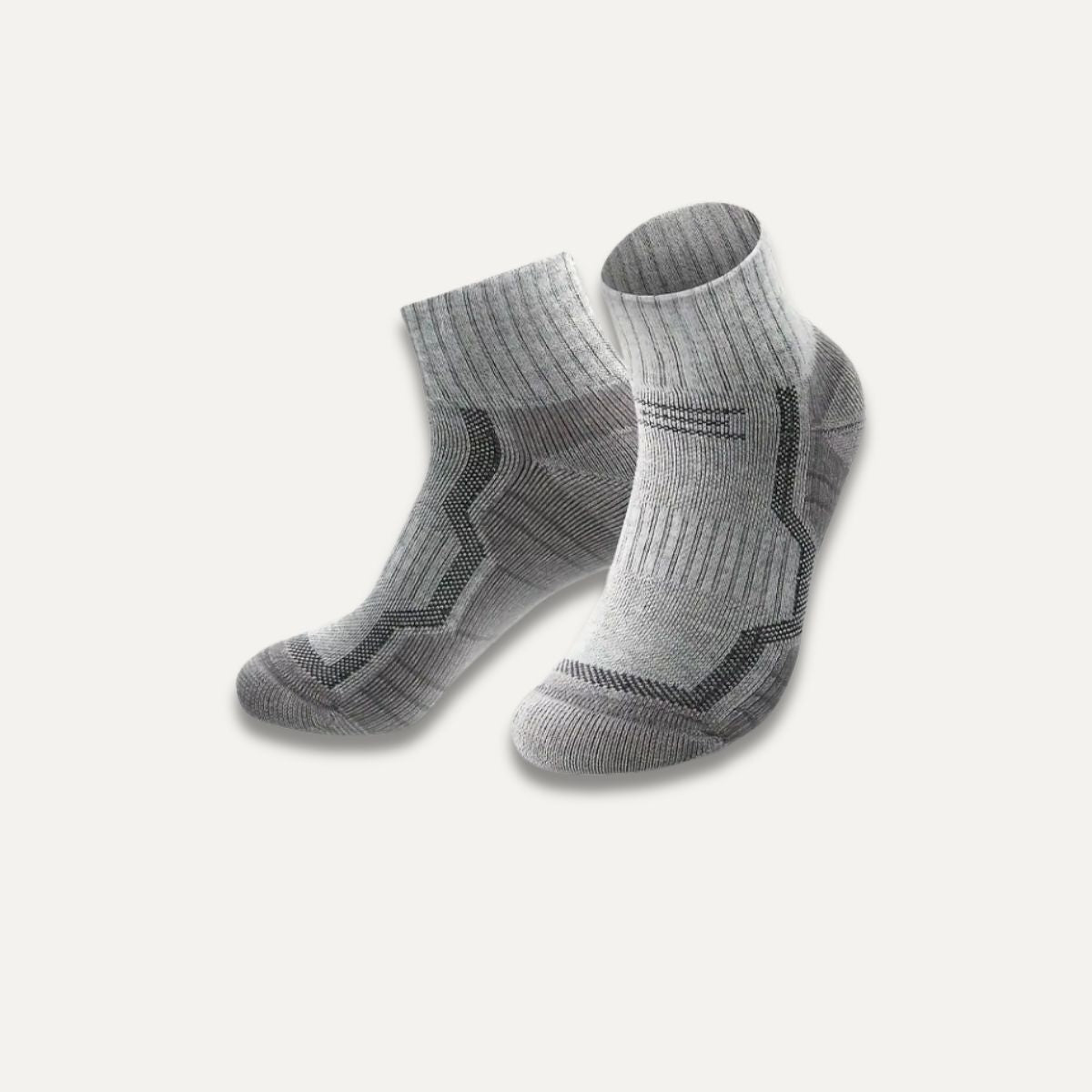 Elefant Moisture-Wicking Ankle Socks