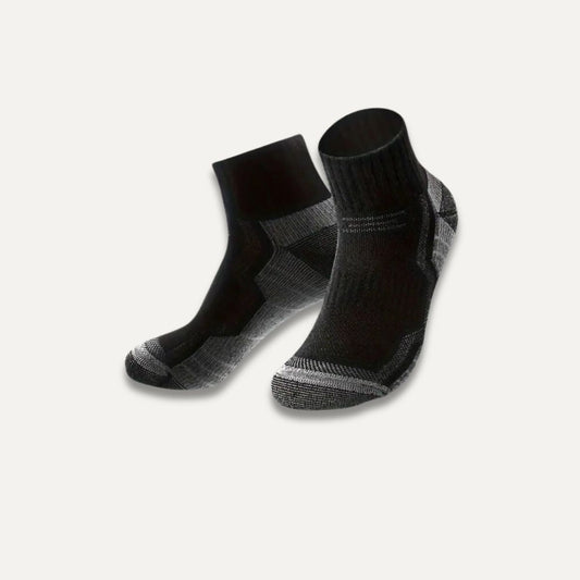 Elefant Moisture-Wicking Ankle Socks
